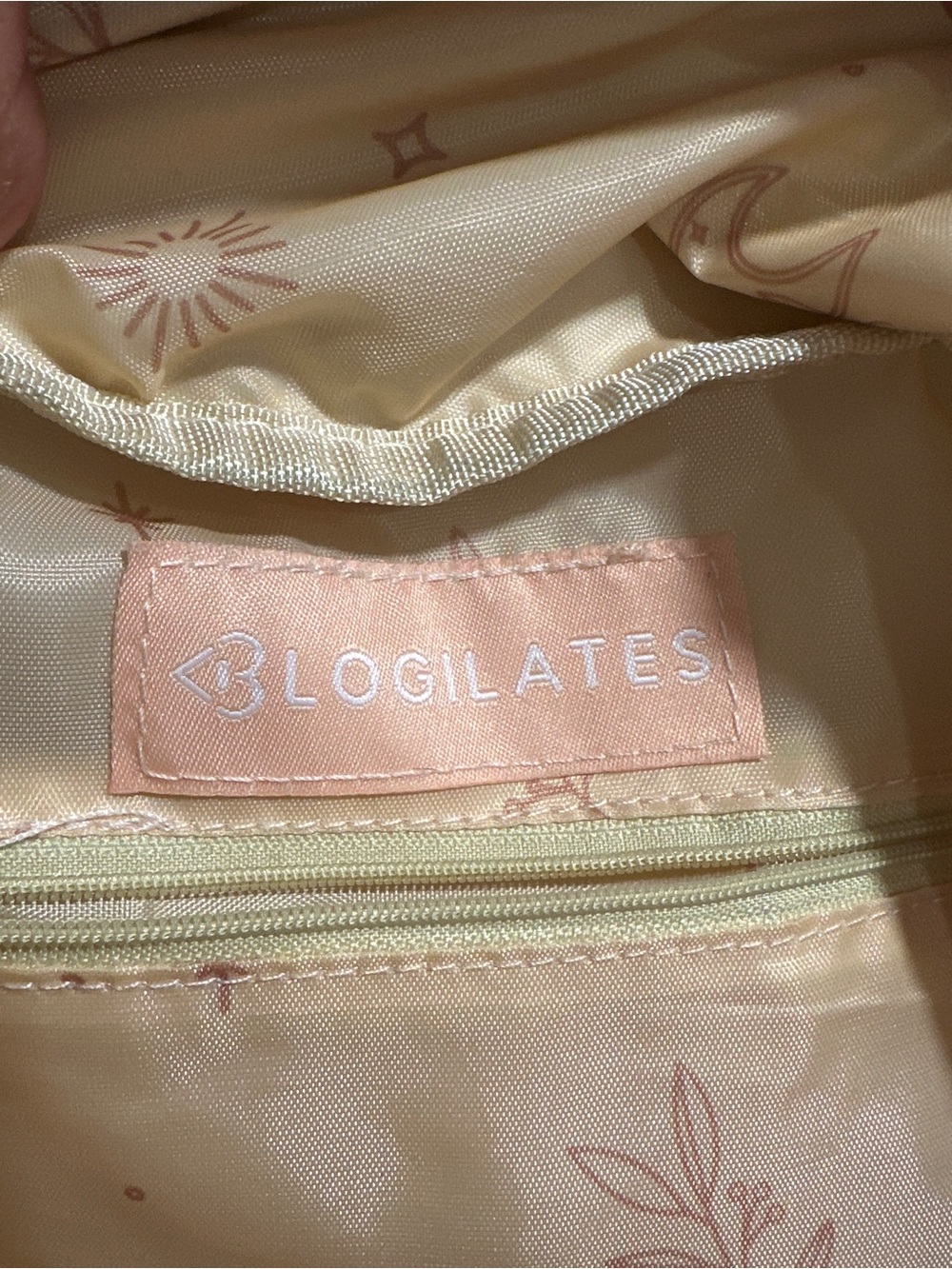 Blogilates Ultimate Gym Equipment Bag - Picture 6 of 6